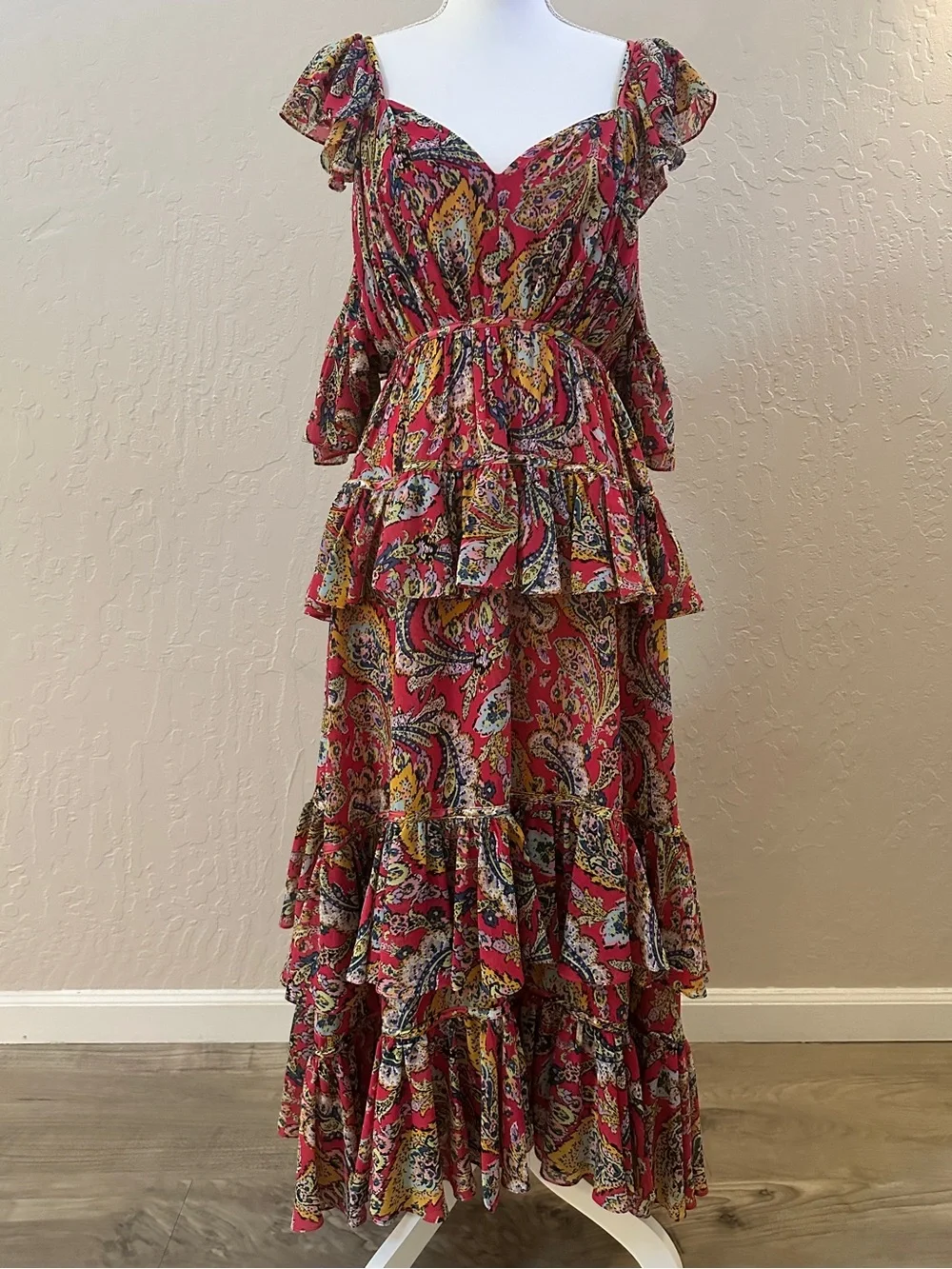 Cinq a Sept Collier Ruffle Cold Shoulder Chiffon Dress in Primrose Pink Paisley - Picture 4 of 11